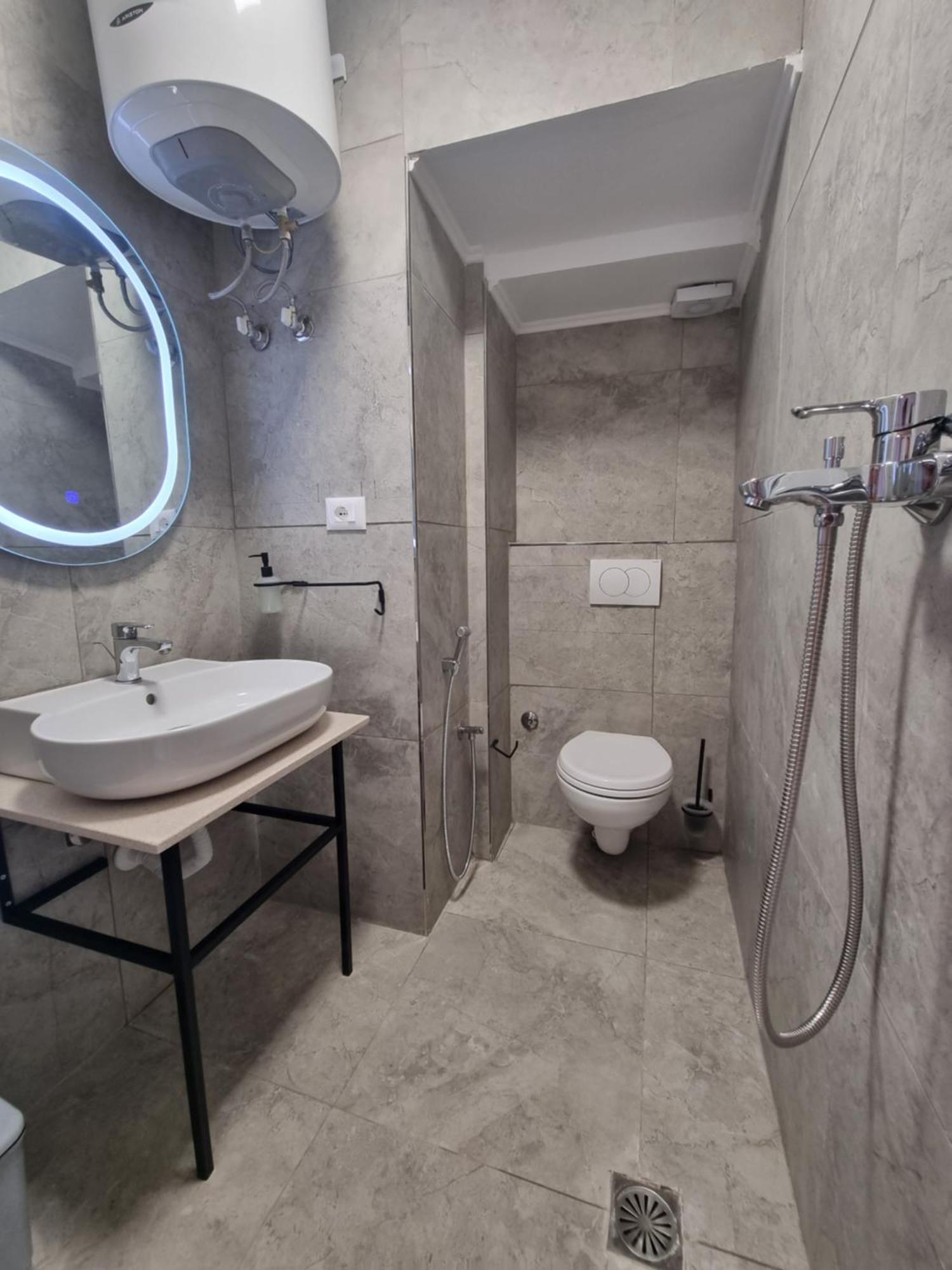 Tony'S Terrace Bed and Breakfast Αργυρόκαστρο Εξωτερικό φωτογραφία